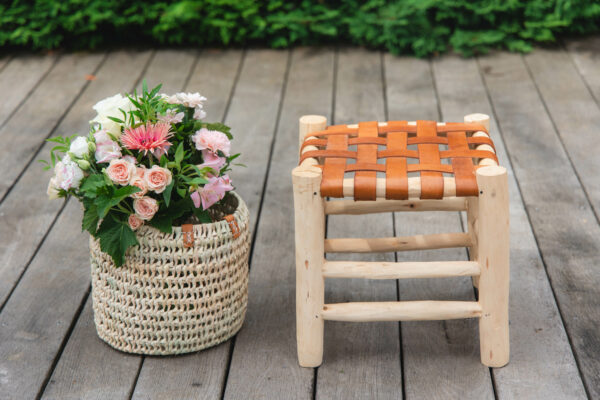 Tabouret en Eucalyptus et cuir